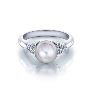 Classic Diamond Pearl Ring - Jewelry Designs
