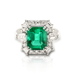 Emerald Diamond Rings