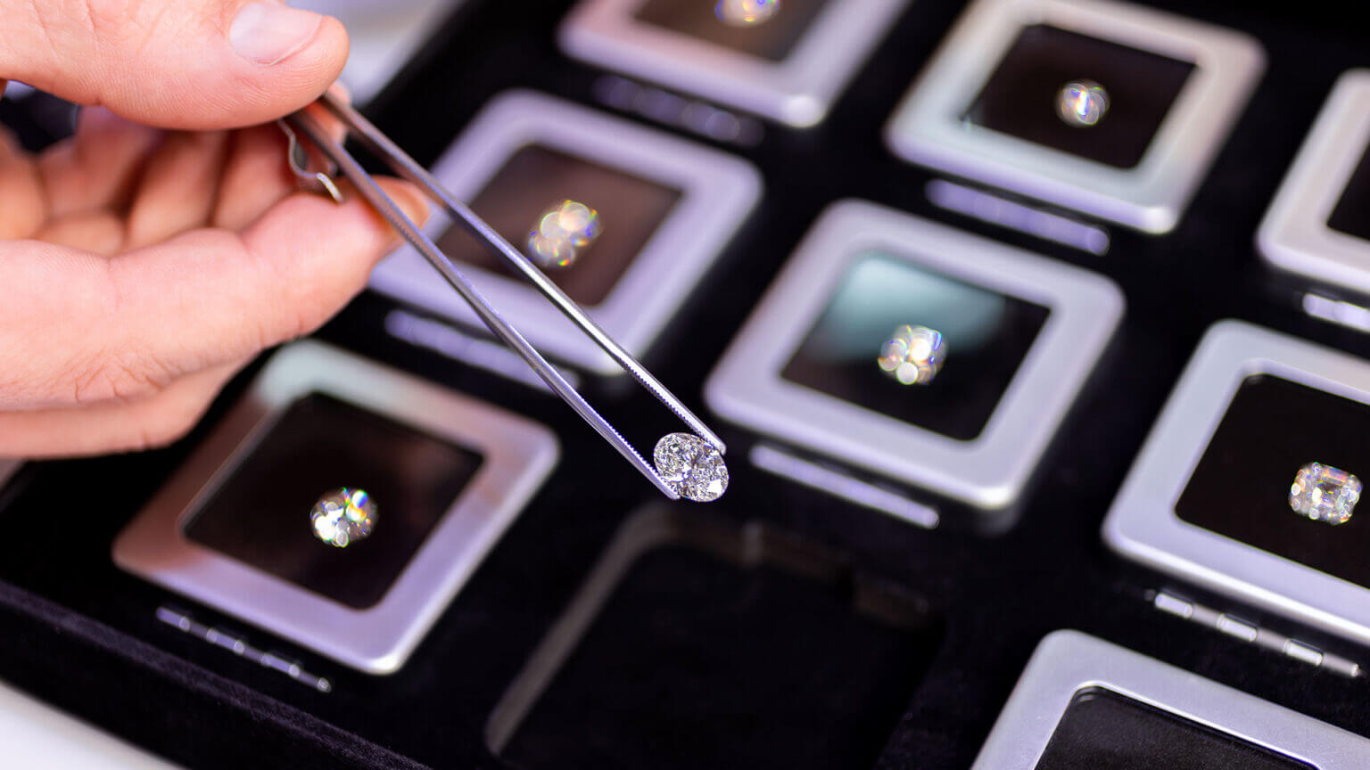 Jewelry Designs Fine Jewelry in Danbury CT since 1980