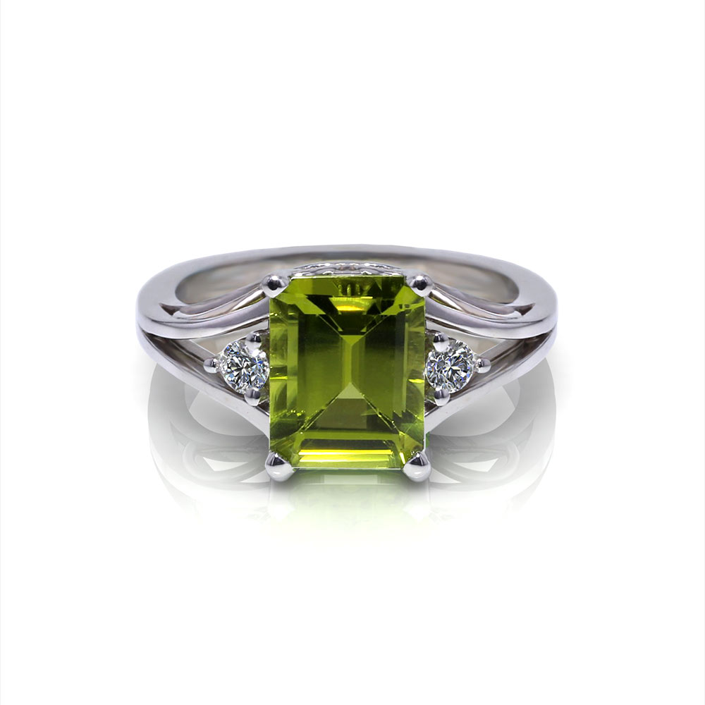 Emerald Cut Peridot Ring | Jewelry Designs