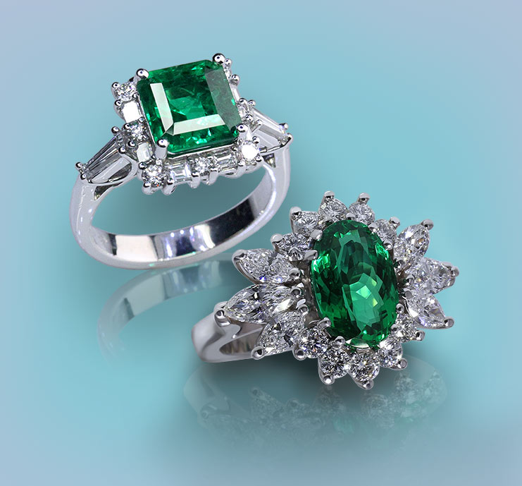 Browse Emerald Rings