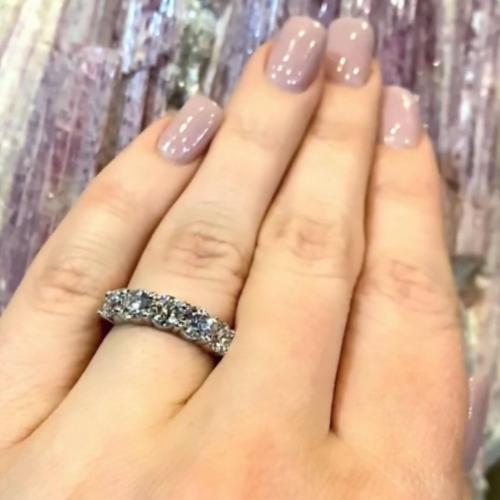 5-Stone-Diamond-Ring IG