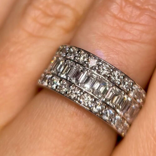 Emerald-Cut-Wide-Diamond-Band