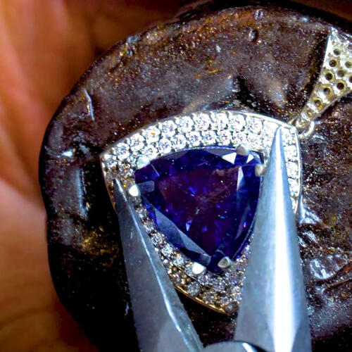 One-In-A-Trillion-Tanzanite
