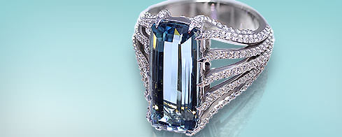 Featured image of post Women Ring Design With Stone / The side stones on markle&#039;s engagement ring come from the late princess diana&#039;s personal jewelry collection and sit beside a diamond from though inarguably classic, engagement rings with side stones provide plenty of opportunities to put your own personal twist on the design.